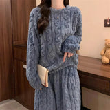 Women's Thickened Warm Sleepwear coral velvet homewear Fluffy O-neck leisure pajamas Striped Large Size Adapted Winter Sleepwear