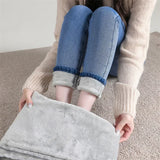 Women Thermal Skinny Jeans Mom Winter Warm Plush Stretch Jeans Lady Fleece Snow Denim Pants Student Pencil Straight Leg Trousers
