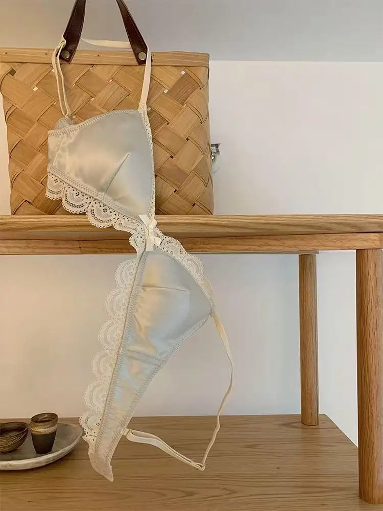 Korean Style Triangle Cup Bow Lace Bra for Women Small Chest Satin Underwear Sweet Breathable Comfortable Soft Bra