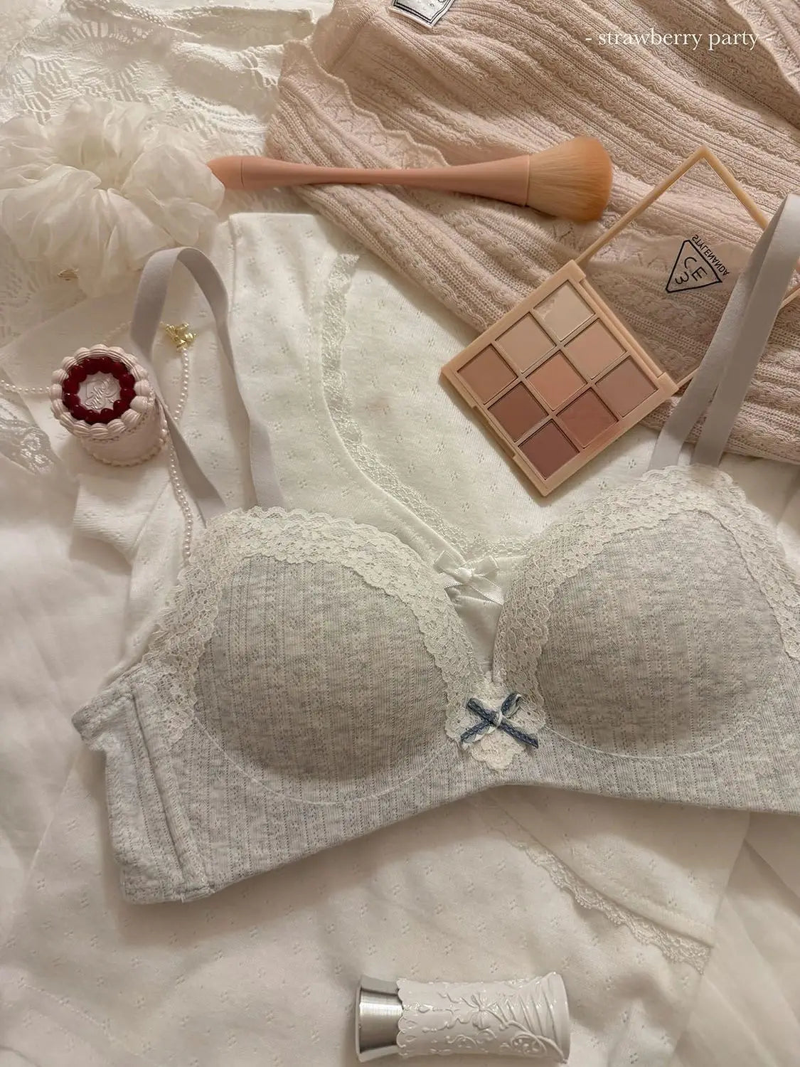 Teenage Sexy Lace Floral Bra Set Comfortable Non-steel Ring Beauty Back Small Breasts Gathered up Support Anti-Sagging Bra Set