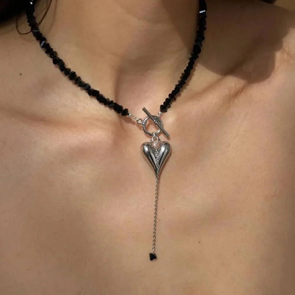 New Irregular Choker Vintage Tassels Zircon Heart Pendant Necklace For Women Female White Imitation Pearl Chain Valentine's Gift