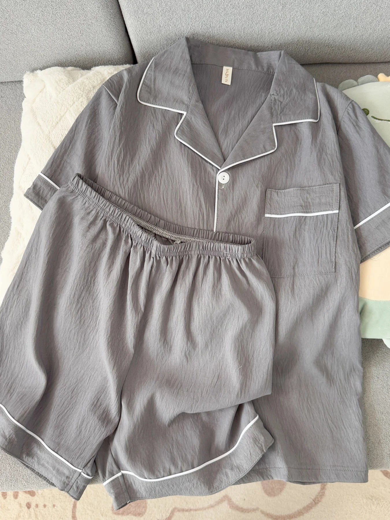 Youth Men's Slim Fit New Pajama Set Solid Color Short Sleeve Lapel Top and Elastic Shorts Pajamas Summer Loungewear Sleepwear