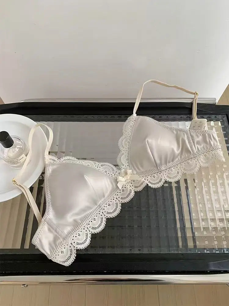 Korean Style Triangle Cup Bow Lace Bra for Women Small Chest Satin Underwear Sweet Breathable Comfortable Soft Bra
