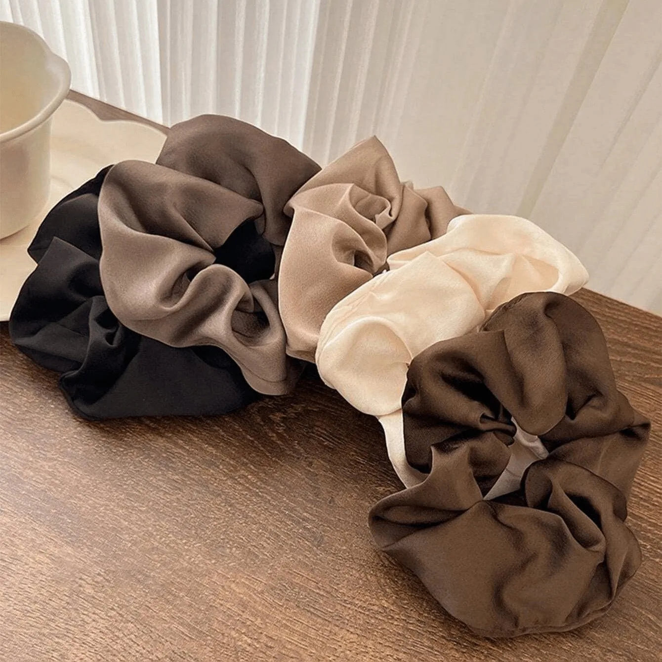 5pcs Retro Real Silk Large Scrunchies - Premium Hair Bands for Women, Suitable for Top Knots, Hair-friendly Hair Ties
