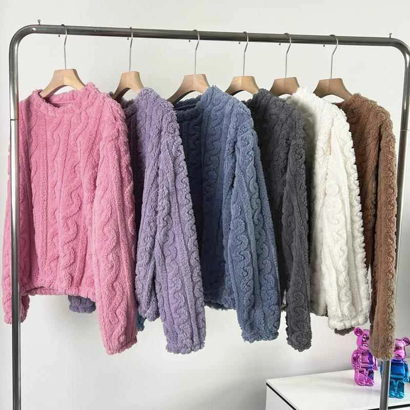 Women's Thickened Warm Sleepwear coral velvet homewear Fluffy O-neck leisure pajamas Striped Large Size Adapted Winter Sleepwear