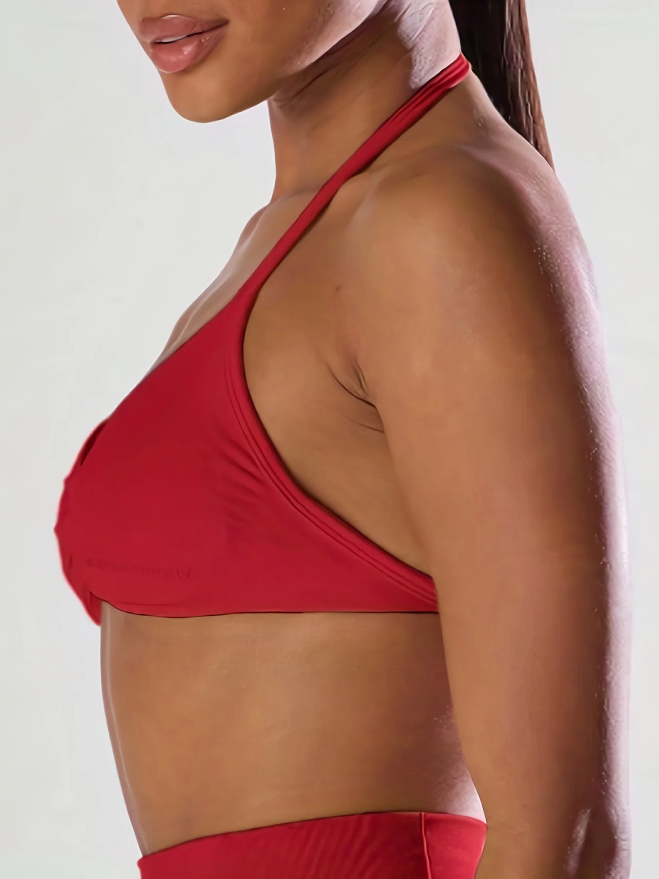 Women's Thin-Strap Halter Gym Bra - Sexy Backless Sports Bra for Yoga & Fitness Training