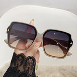Fashion Square Frame Sunglasses for Women Luxury UV Protection Large Frame All-Match DS-8052-1