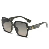 Fashion Square Frame Sunglasses for Women Luxury UV Protection Large Frame All-Match DS-8052-1