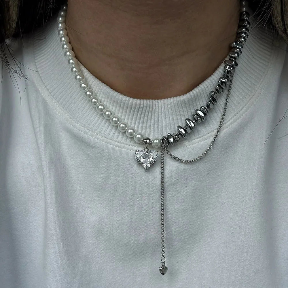 New Irregular Choker Vintage Tassels Zircon Heart Pendant Necklace For Women Female White Imitation Pearl Chain Valentine's Gift