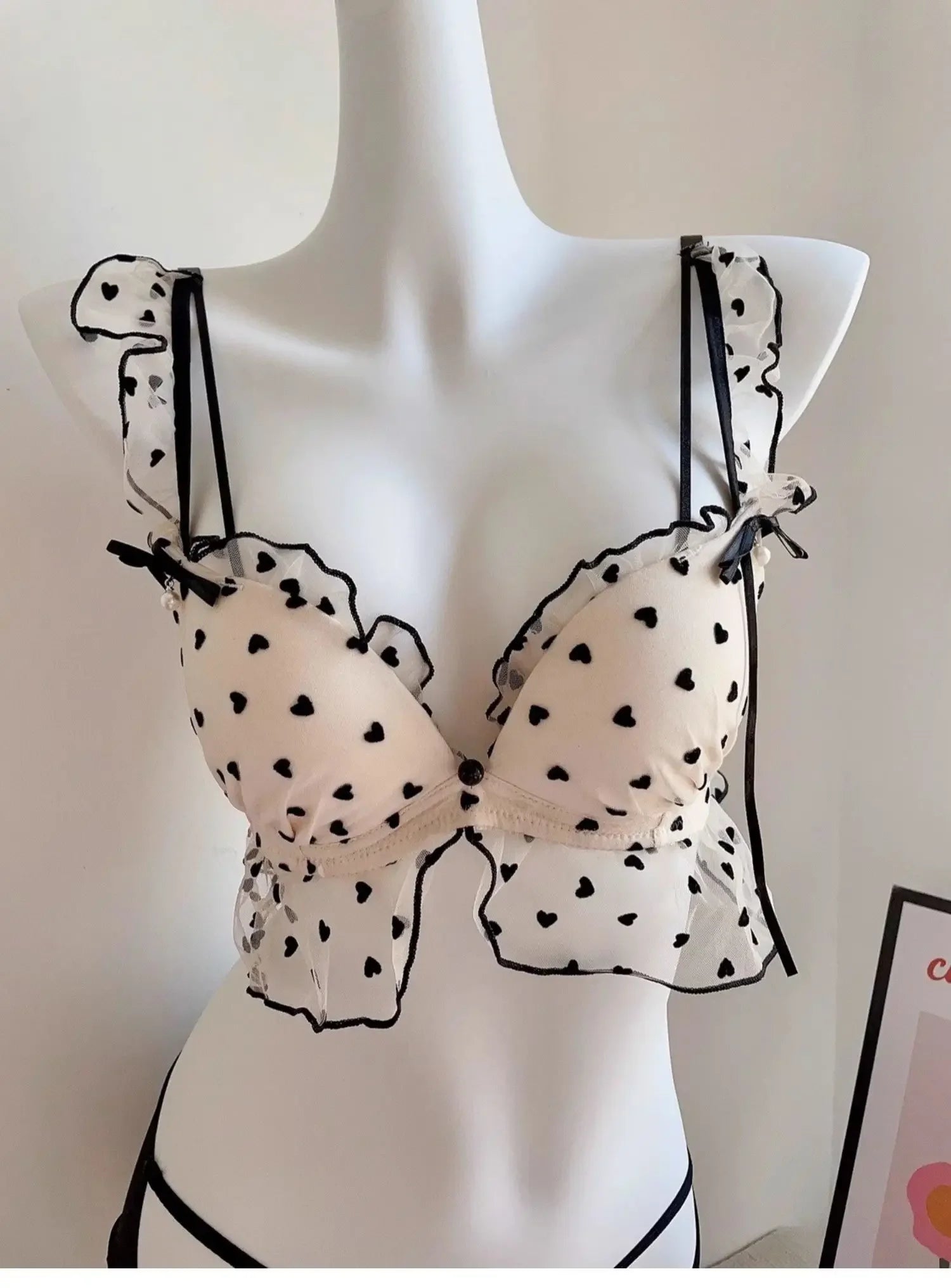 MOYISU Japanese Mesh No-wire lace Underwear set Women's small breasts gather sexy pure desire sweet bra cute bra Panty SET TUSHY