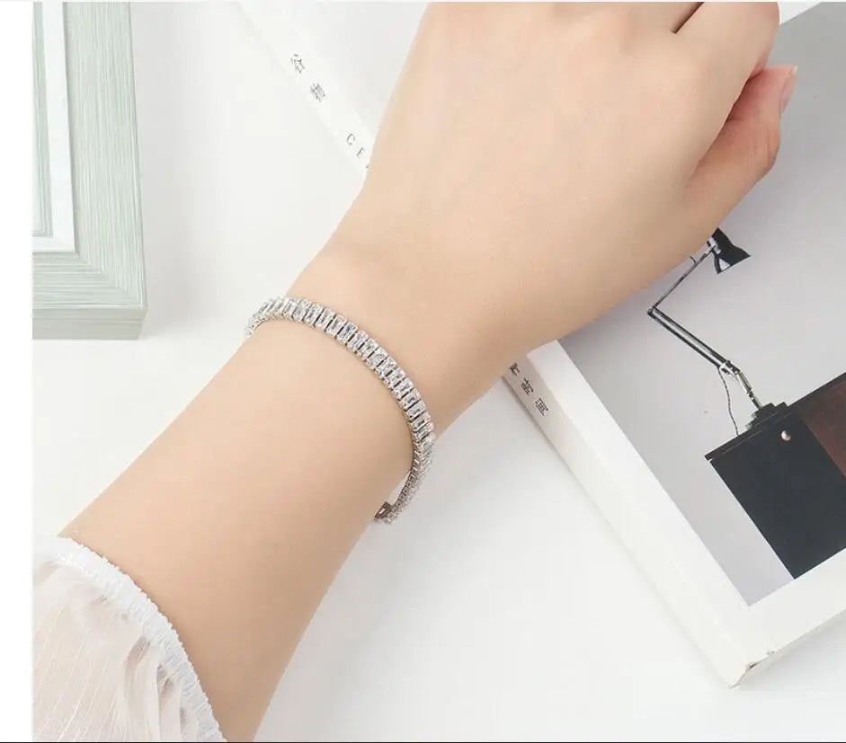 luxury designer Silver Color fine Crystal Bracelet For Women fashion Jewelry Engagement Wedding Glamour 18CM