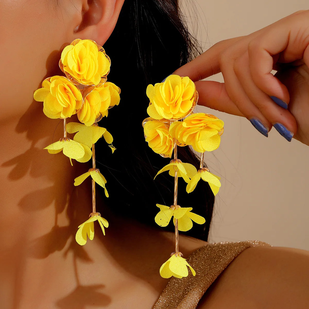 Chiffon flower multi-layer earrings, summer beach vacation style exaggerated earrings design, light luxury, niche