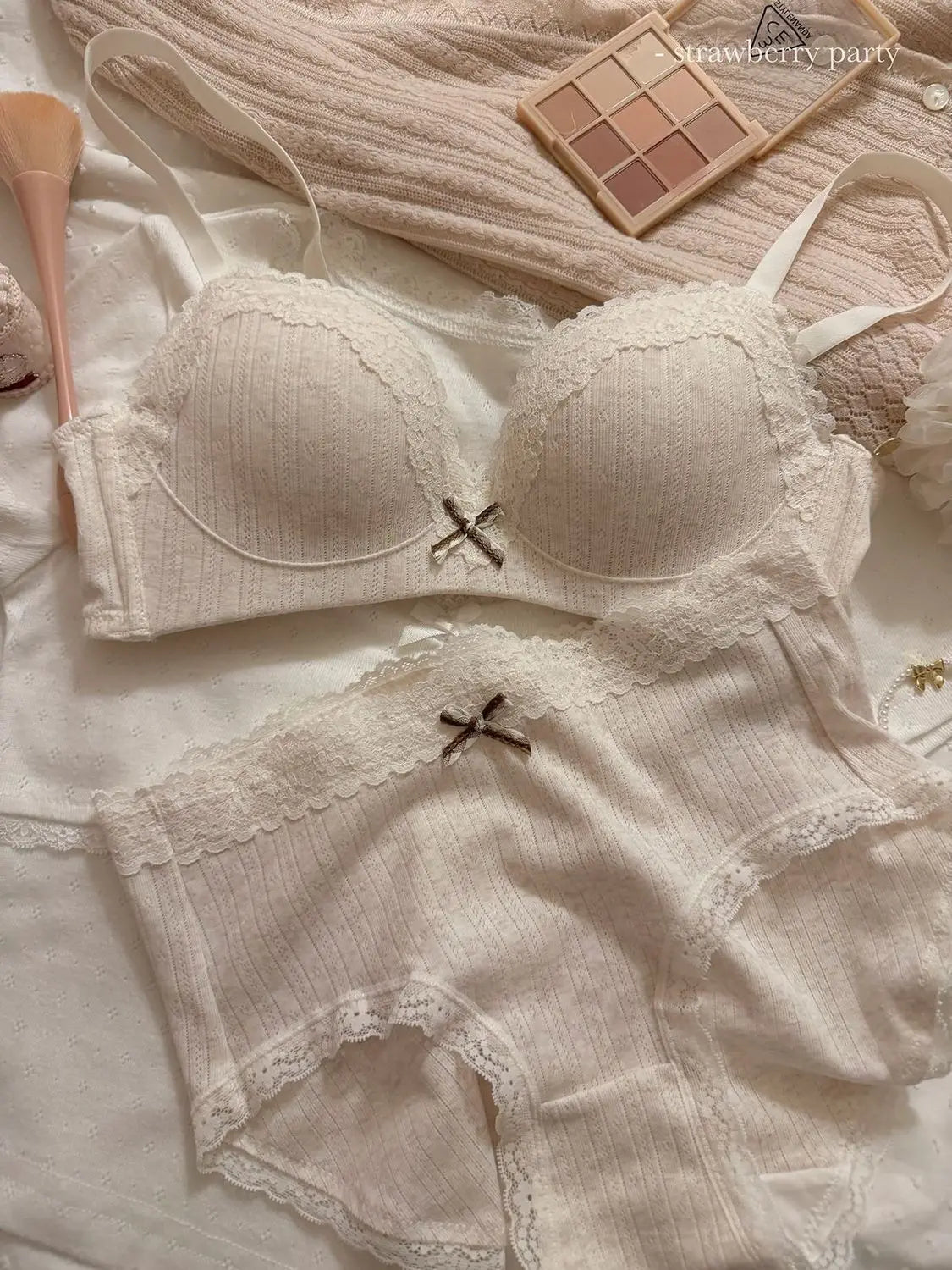 Teenage Sexy Lace Floral Bra Set Comfortable Non-steel Ring Beauty Back Small Breasts Gathered up Support Anti-Sagging Bra Set