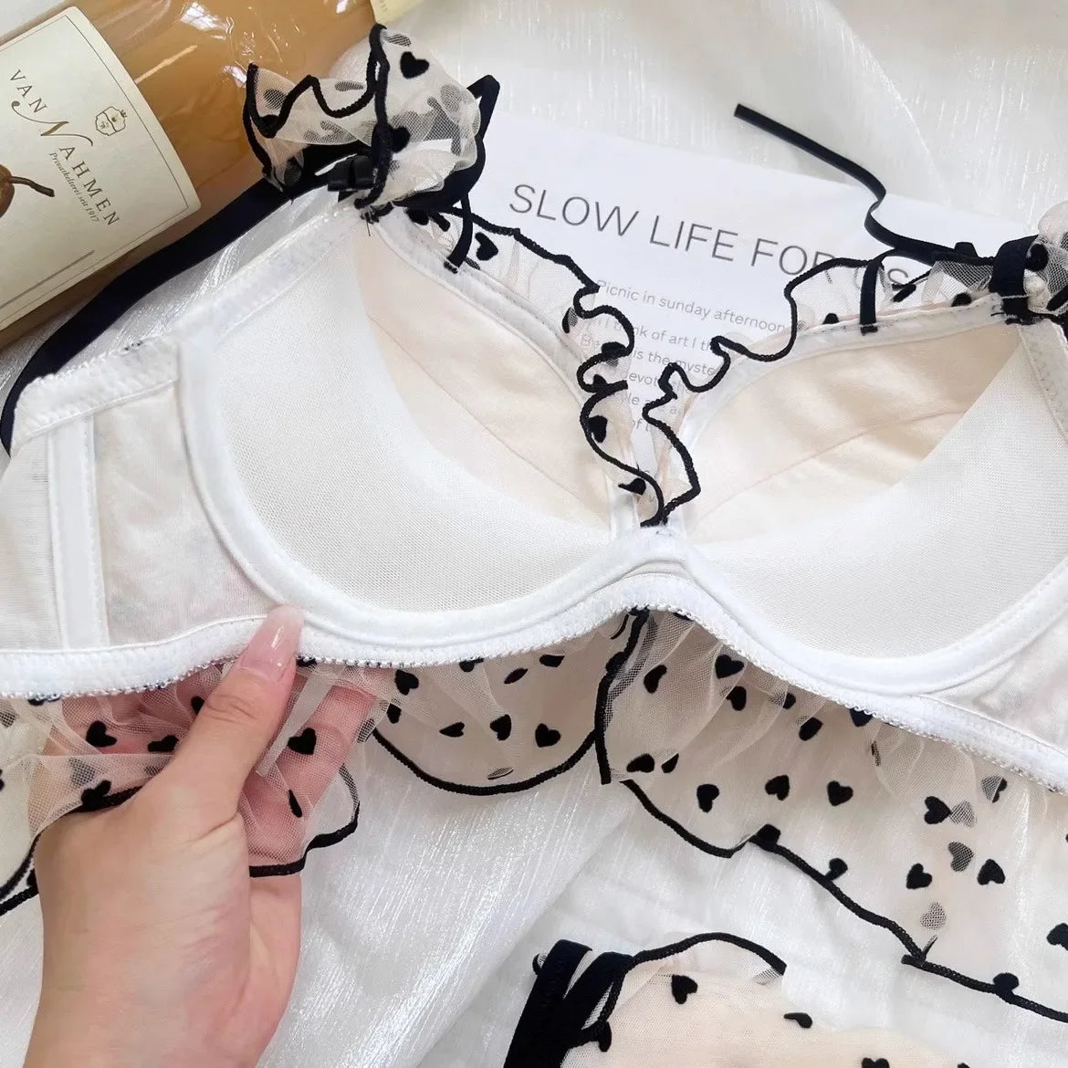 MOYISU Japanese Mesh No-wire lace Underwear set Women's small breasts gather sexy pure desire sweet bra cute bra Panty SET TUSHY