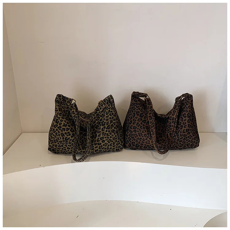 Trendy Casual Soft Textile Women's Shoulder Bag Large Capacity Leopard Print Female Retro Crossbody Bag For Commute Outings
