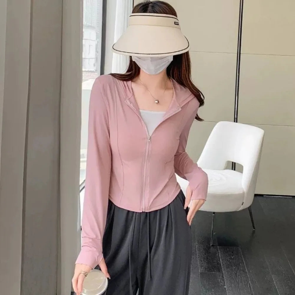 NEW Summer Women's Stand Collar Yoga Sun Protection Jacket, Anti-UV Slim Lightweight Sun Shirt for Outdoor Sports & Daily Wear