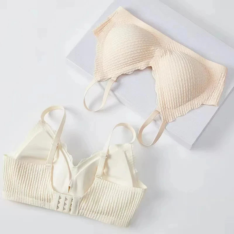 New Top Lace Seamless Women's Underwear Small Chest Gathered Non-slip No Steel Ring Sexy Sling Beautiful Back Bra Thin Section
