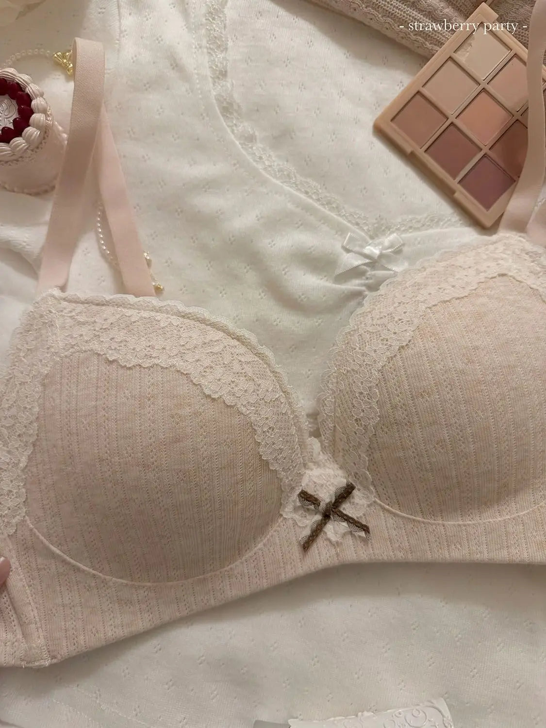 Teenage Sexy Lace Floral Bra Set Comfortable Non-steel Ring Beauty Back Small Breasts Gathered up Support Anti-Sagging Bra Set