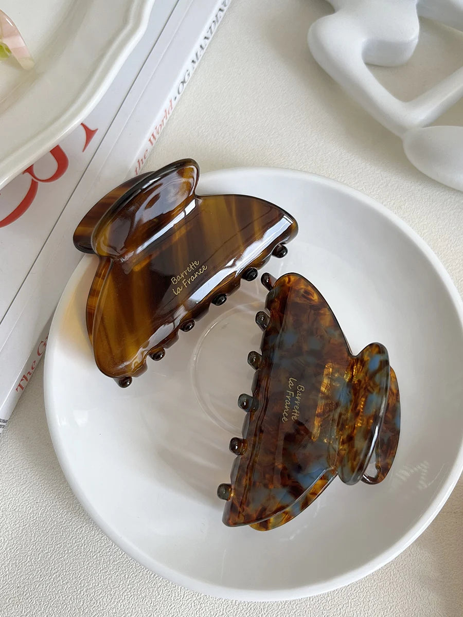 1 Pack French Elegant Acetate Hair Clip New Women's Sweet Shark Clip Medium Exquisite Hair Accessories Headpiece