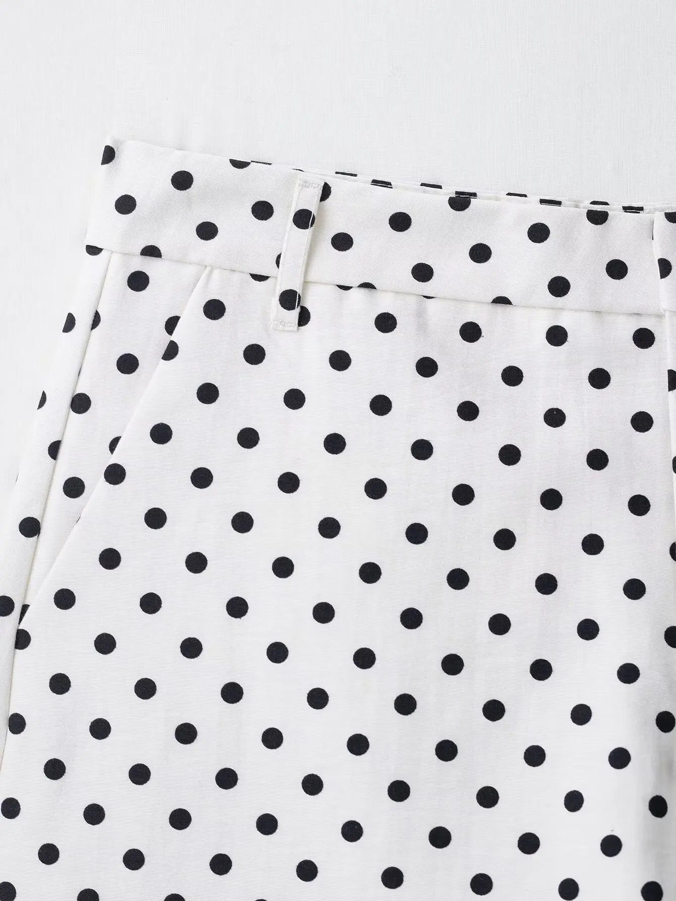 HH Woman Autumn Long Sleeves Turtleneck Zipper With Pockets Drawstring Casual Coats Women Fashion Polka Dot Printed Jacket