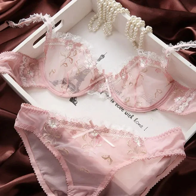 MOYISU New Arrival Luxury Pure Desire Lace Tulle Sexy Panties Lingerie Set Lilacs Embroidery Girl Boobs Big Size Big Boobs Small