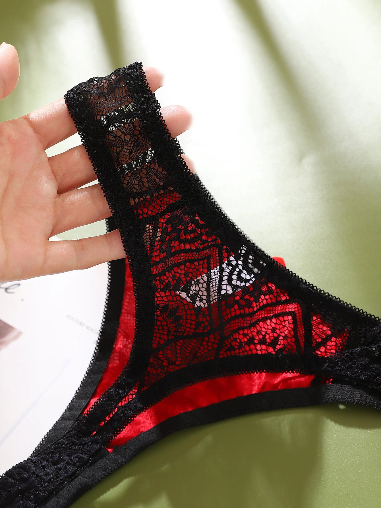 Sexy Women's G-String Panties Transparent Mid-Low Rise Ladies Underwear Color-Block Female Intimates Lingerie