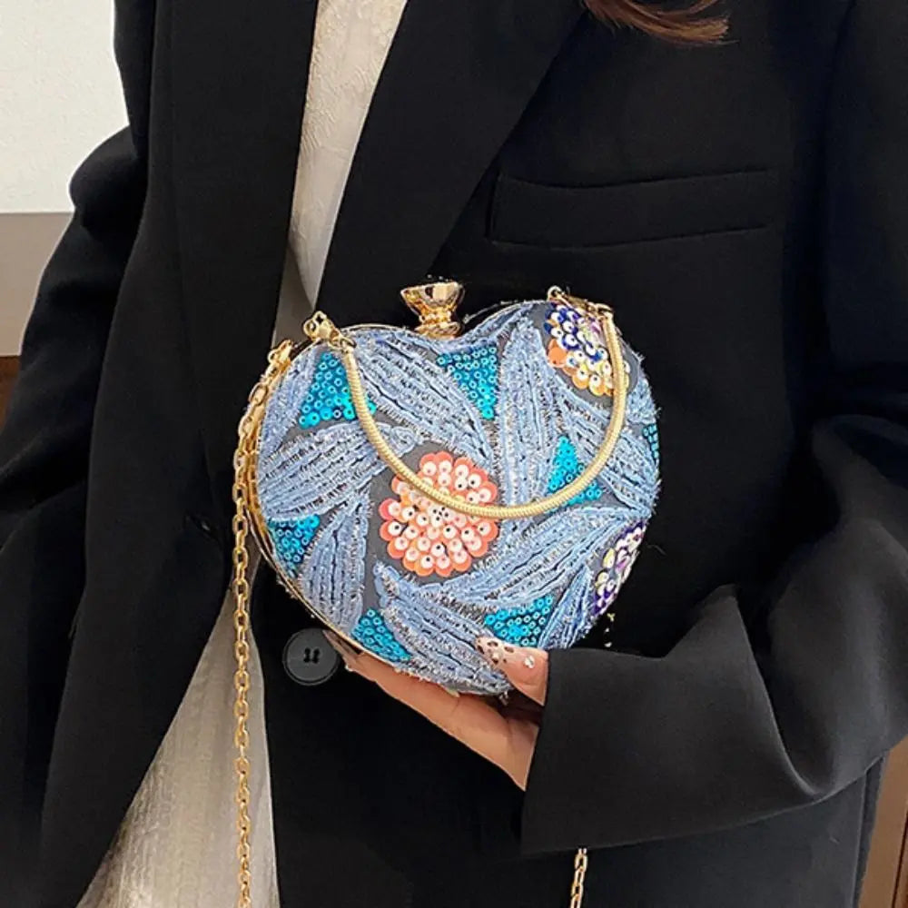 Wrist Bag Glitter Sequin Evening Banquet Bag Embroidery Elegant Heart Shape Handbag Sweet Large Capacity Ladies Clutch Bag Party