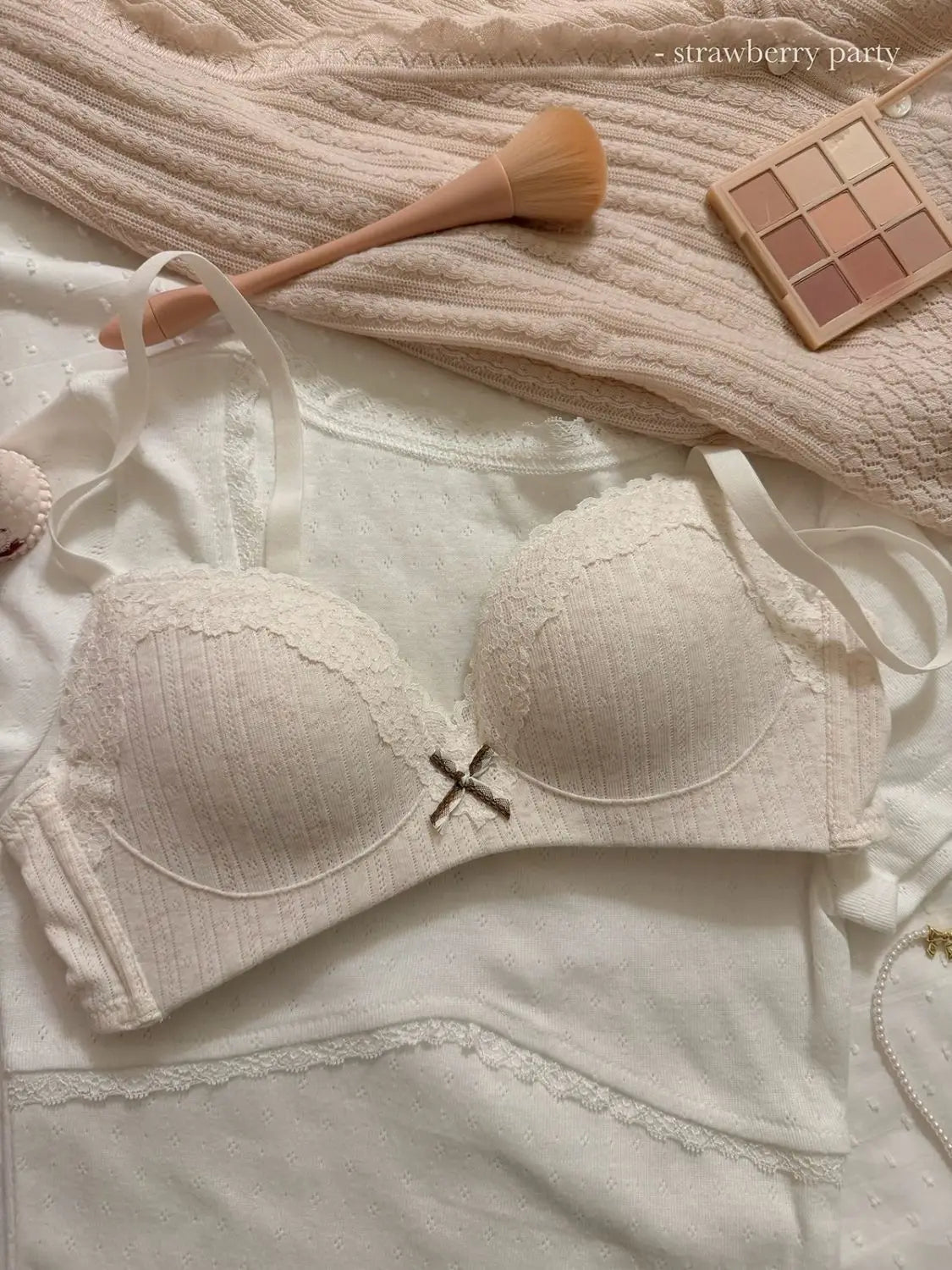 Teenage Sexy Lace Floral Bra Set Comfortable Non-steel Ring Beauty Back Small Breasts Gathered up Support Anti-Sagging Bra Set