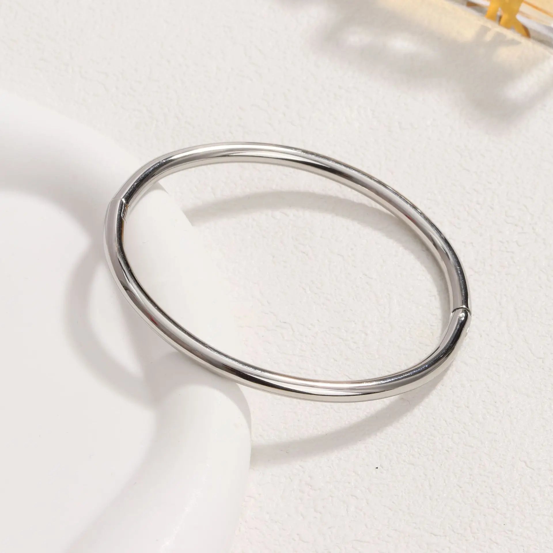 1 PCs Light Luxury Temperament Stainless Steel Gold And Silver Does Not Fade Simple Plain Face Bracelet