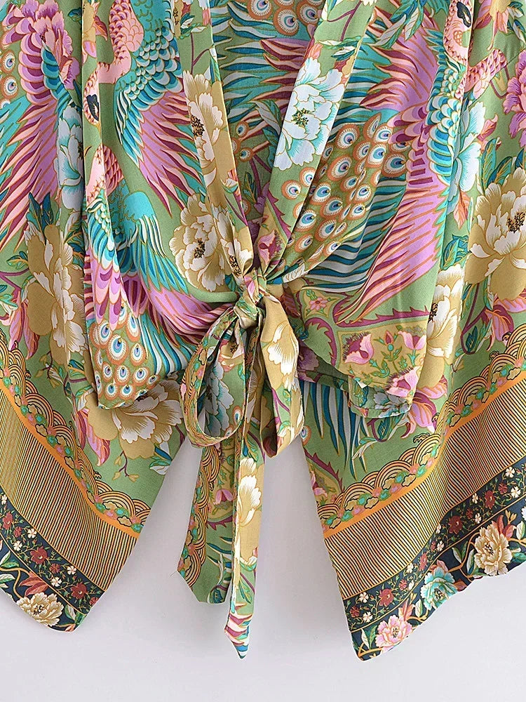 Boho Queens Peacock Short Robe Kimono Swimsuits Women Fashion Floral Batwing Sleeves Rayon Bohemian Bikini Cover Ups Beachwear