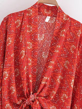 Boho Queens Red Floral Beach Kimono Short Robe Swimsuits Women Fashion Batwing Sleeves Rayon Bohemian Bikini Cover Ups Beachwear