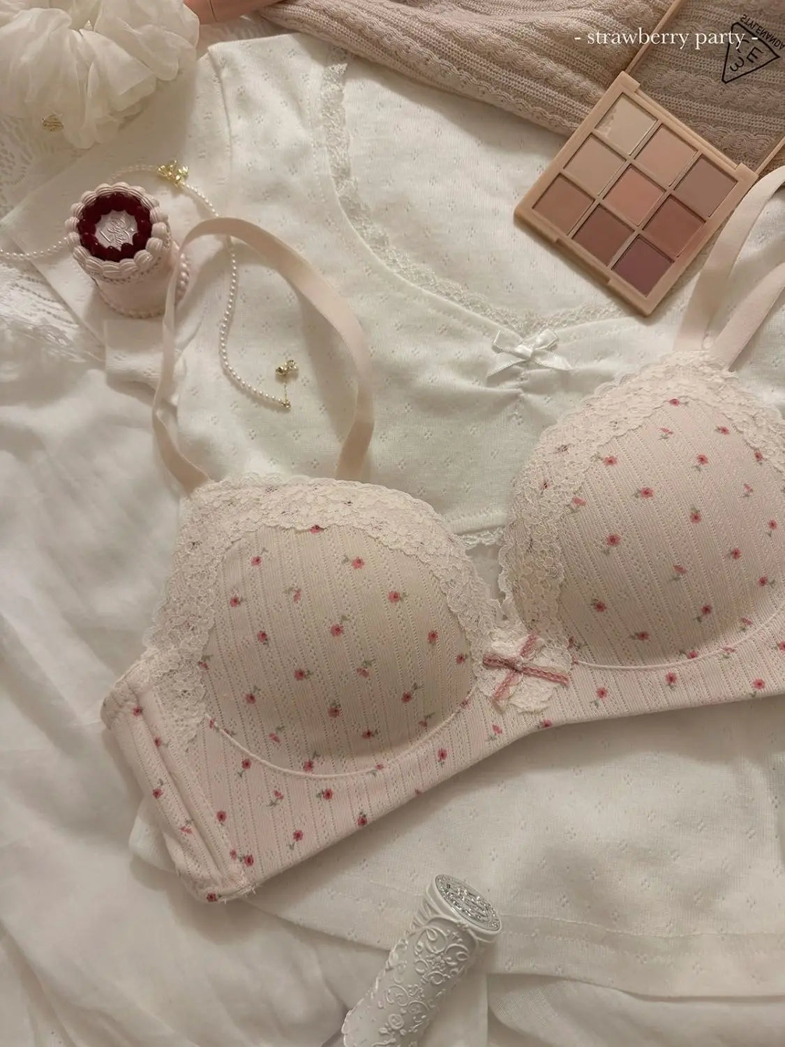 Teenage Sexy Lace Floral Bra Set Comfortable Non-steel Ring Beauty Back Small Breasts Gathered up Support Anti-Sagging Bra Set