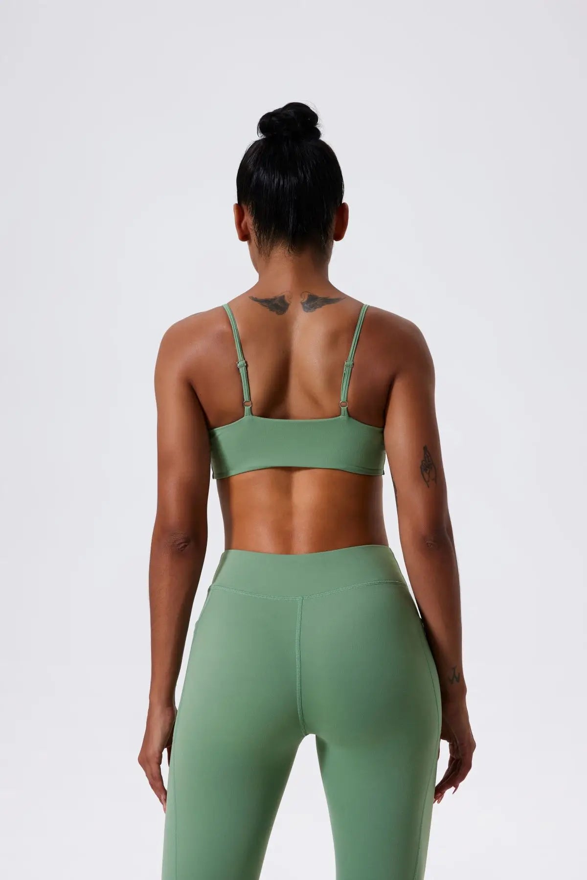 New Summer Women's Push-Up Sports Bra Breathable Soft Yoga Workout Top Backless Fitness Crop Gym Underwear Woman’s Crop Top