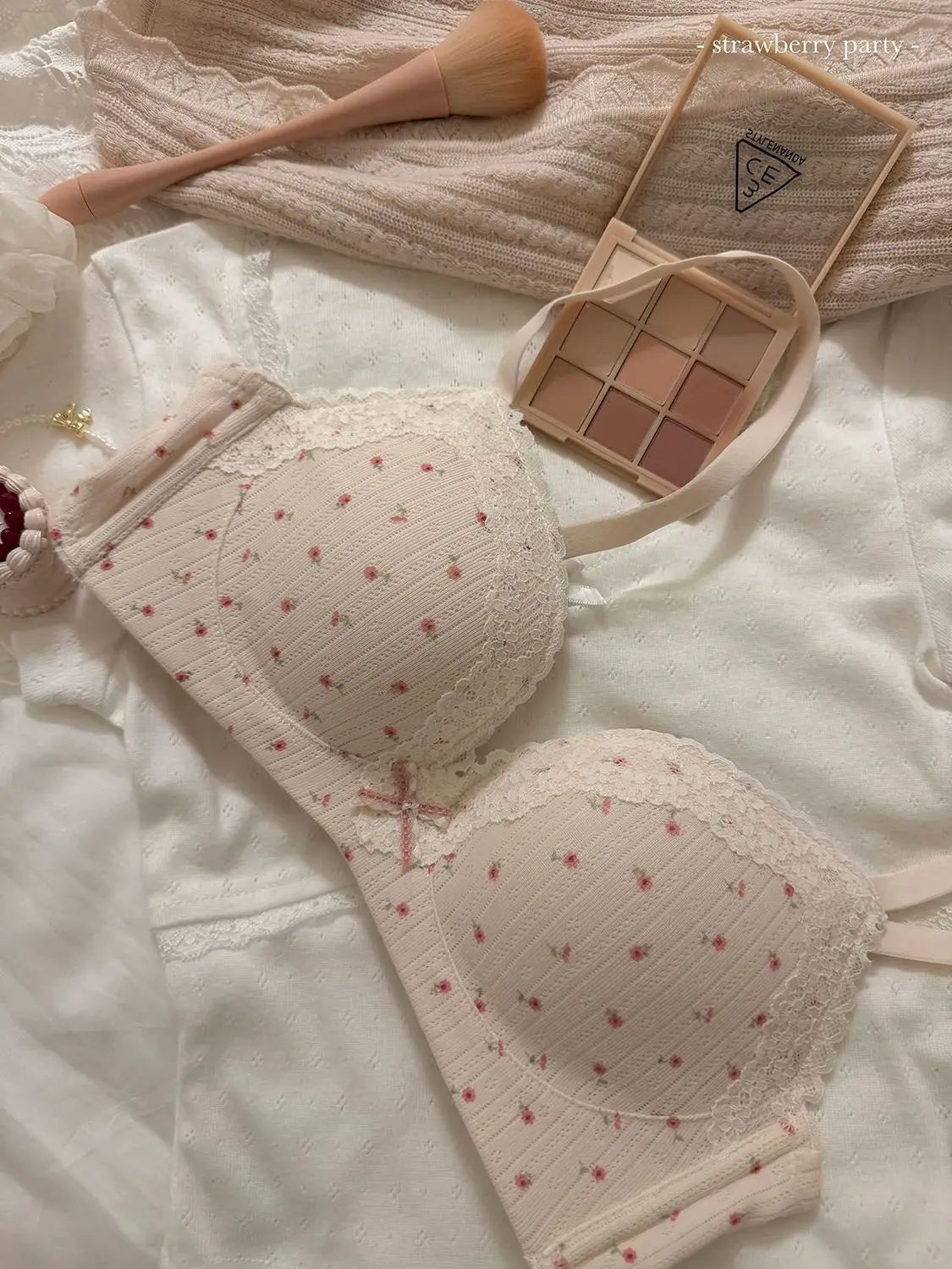 Teenage Sexy Lace Floral Bra Set Comfortable Non-steel Ring Beauty Back Small Breasts Gathered up Support Anti-Sagging Bra Set