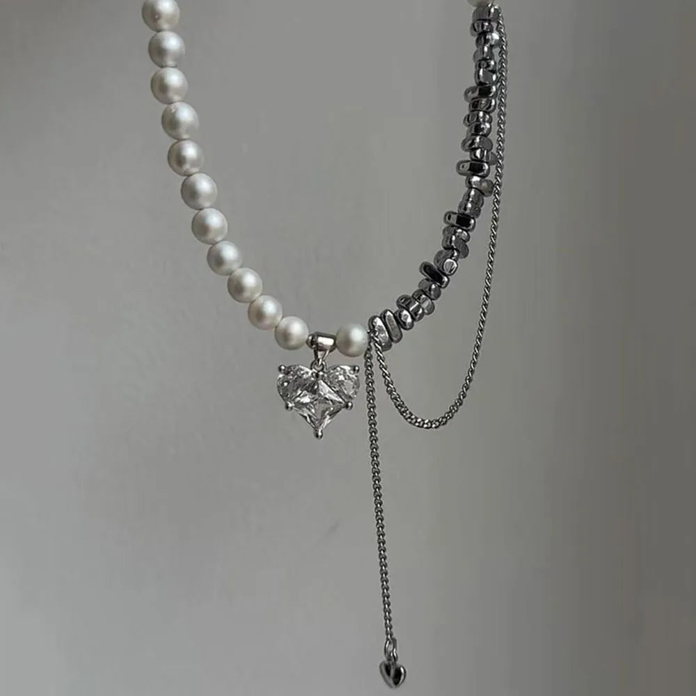 New Irregular Choker Vintage Tassels Zircon Heart Pendant Necklace For Women Female White Imitation Pearl Chain Valentine's Gift
