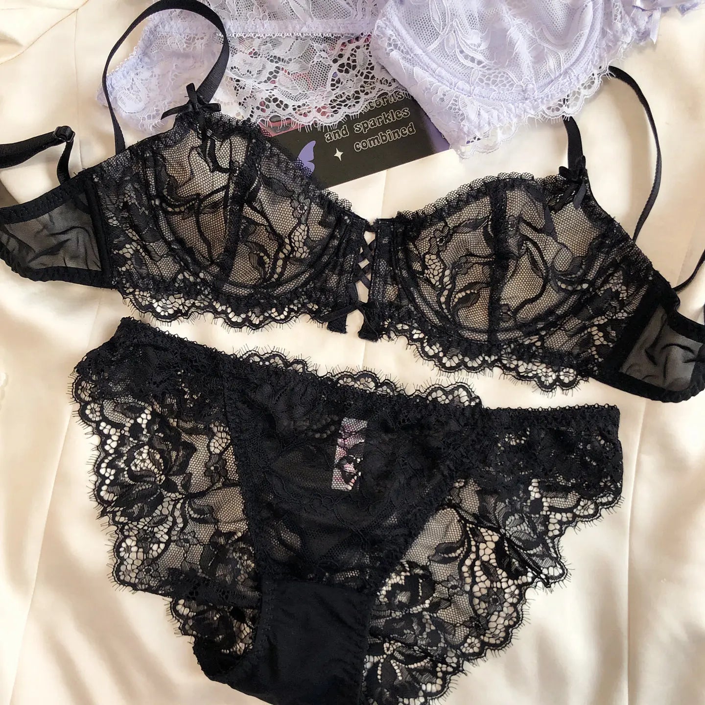 Sexy Hollow Bra French Ultra Thin Lace Embroidery Women Lingerie Set Underwire Push Up Bras Breathable Underwear and Panties Set