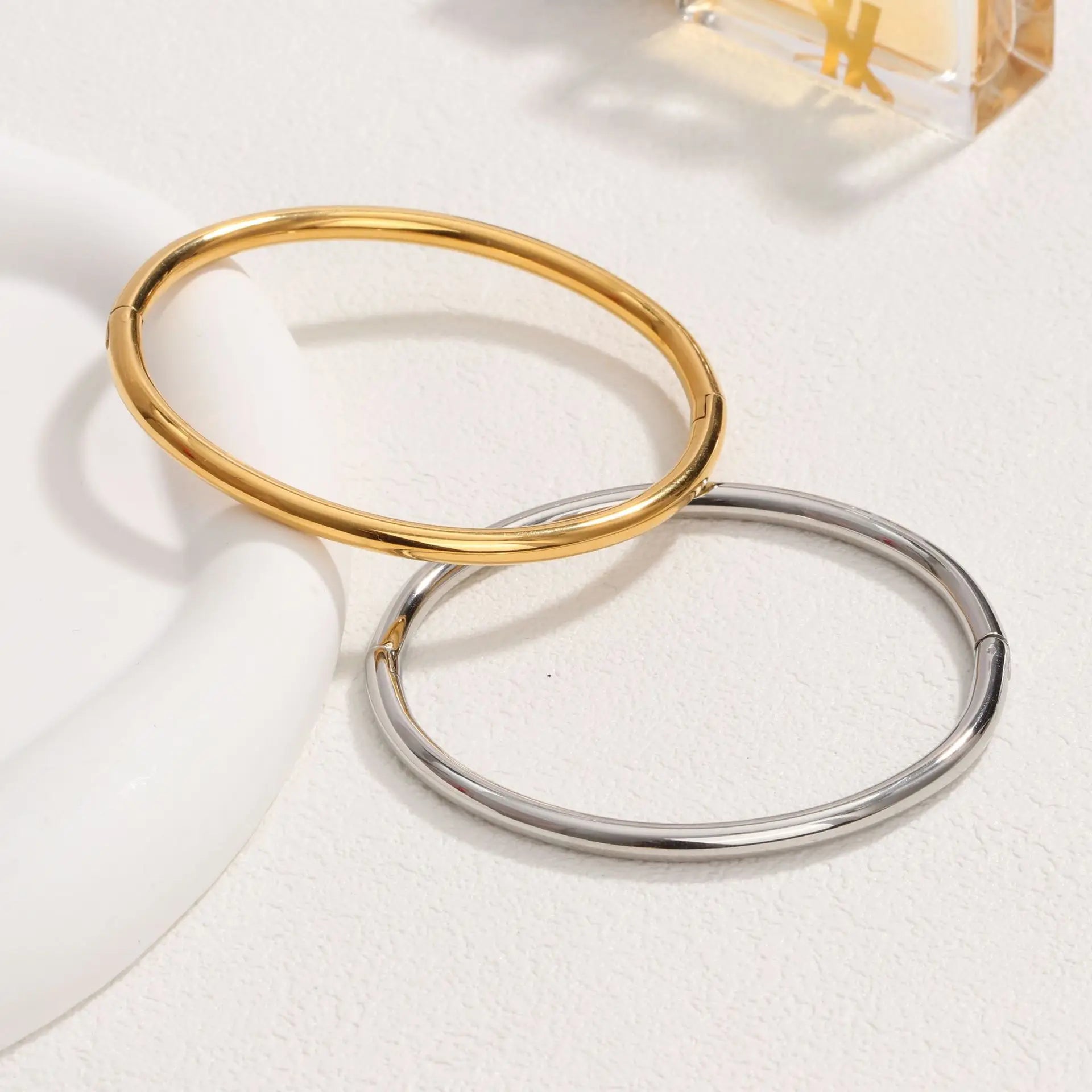 1 PCs Light Luxury Temperament Stainless Steel Gold And Silver Does Not Fade Simple Plain Face Bracelet