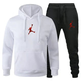 A 2-piece men's outdoor fitness sportswear set featuring a hooded long-sleeved sweatshirt, pullover and casual pants for autumn
