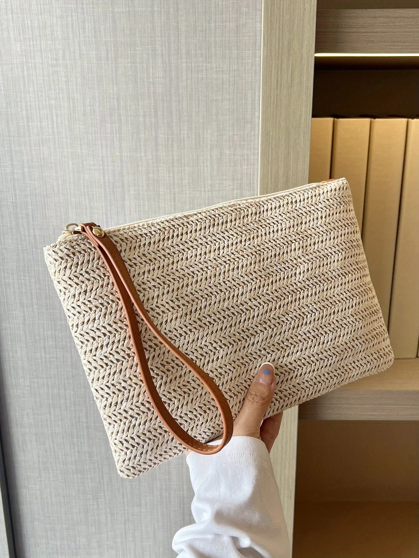 Straw Woven Clutch Bag, Trendy Braided Waist Purse, Women's Zipper Handbags for Phone Coin Key, Lady's Ultra Thin Straw Bag