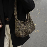 Trendy Casual Soft Textile Women's Shoulder Bag Large Capacity Leopard Print Female Retro Crossbody Bag For Commute Outings