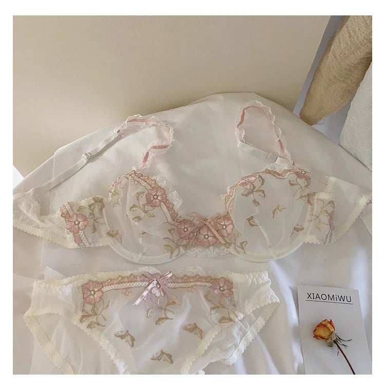MOYISU New Arrival Luxury Pure Desire Lace Tulle Sexy Panties Lingerie Set Lilacs Embroidery Girl Boobs Big Size Big Boobs Small