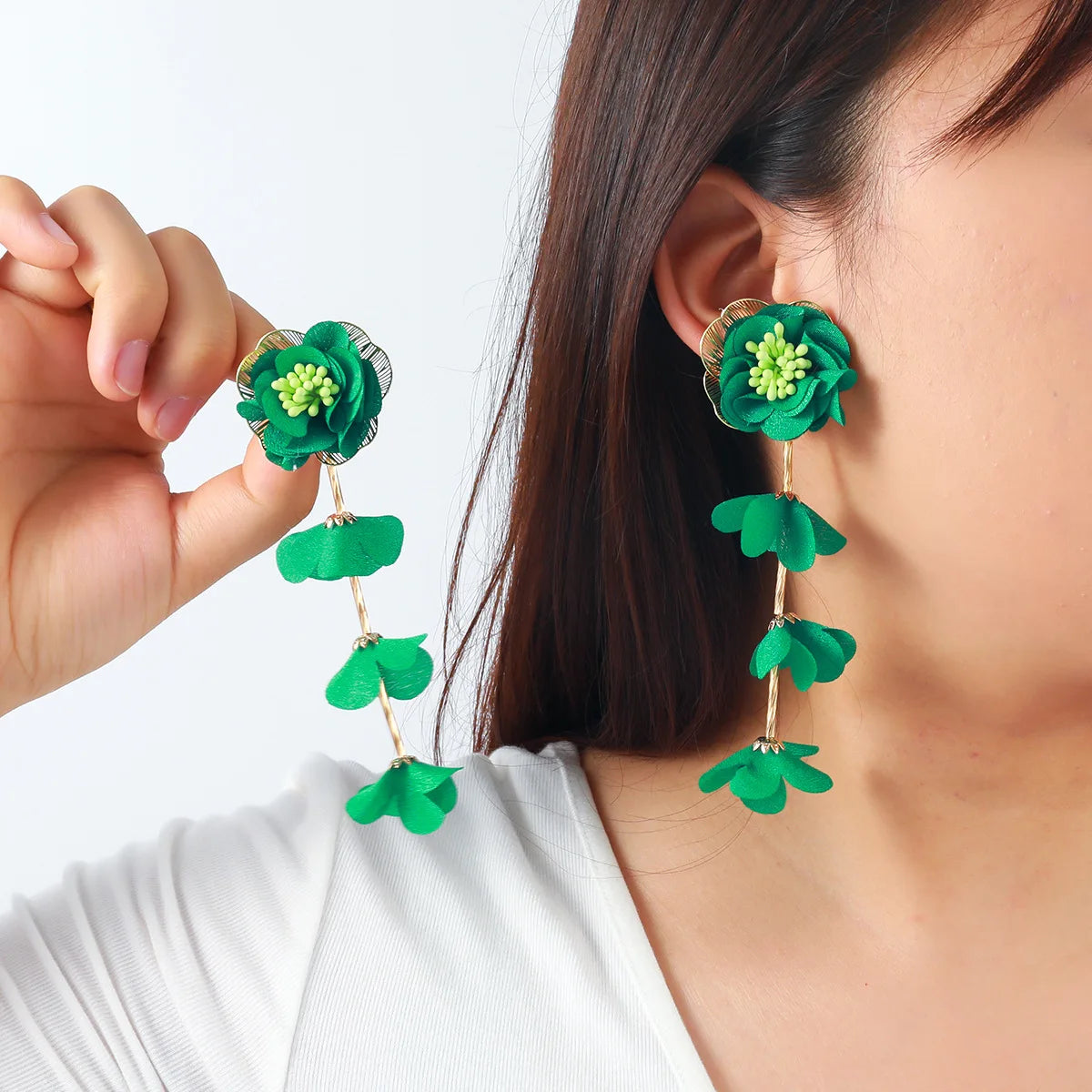 Chiffon flower multi-layer earrings, summer beach vacation style exaggerated earrings design, light luxury, niche
