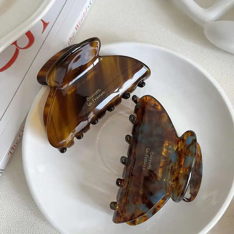 1 Pack French Elegant Acetate Hair Clip New Women's Sweet Shark Clip Medium Exquisite Hair Accessories Headpiece